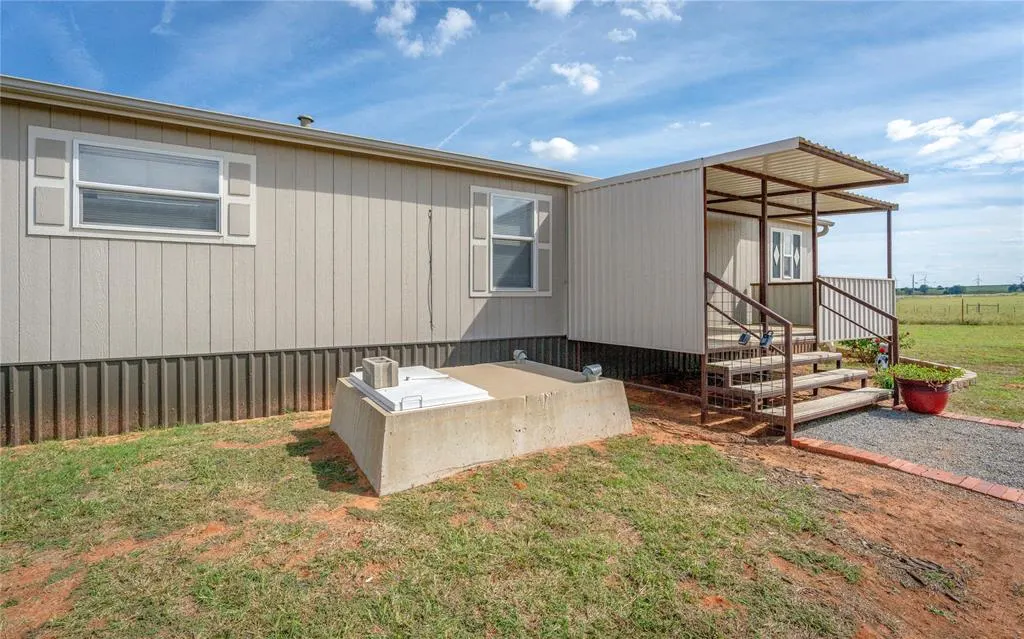 Photo 47 — 24239 E 1040 County Road, Weatherford, OK 73096