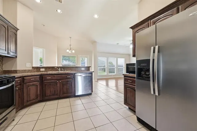 Photo 5 — 2405 NW 158th Street, Edmond, OK 73013