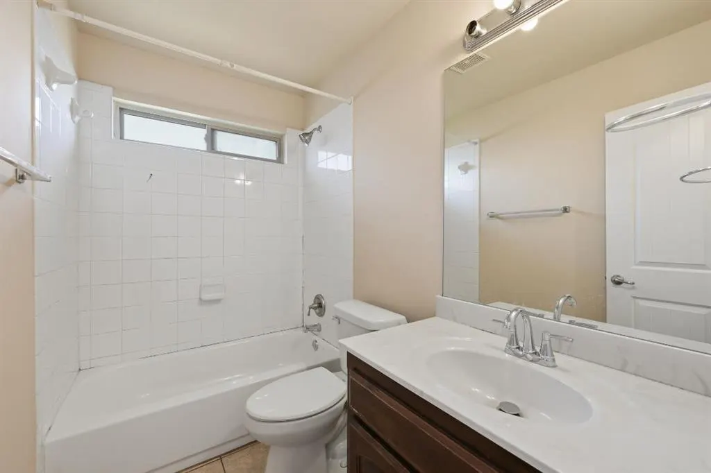 Photo 22 — 2405 NW 158th Street, Edmond, OK 73013