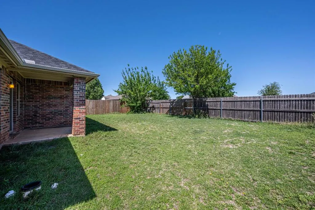Photo 27 — 2405 NW 158th Street, Edmond, OK 73013