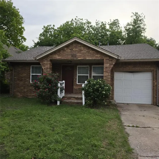 Front exterior — 4811 N Asbury Avenue, Bethany, OK 73008
