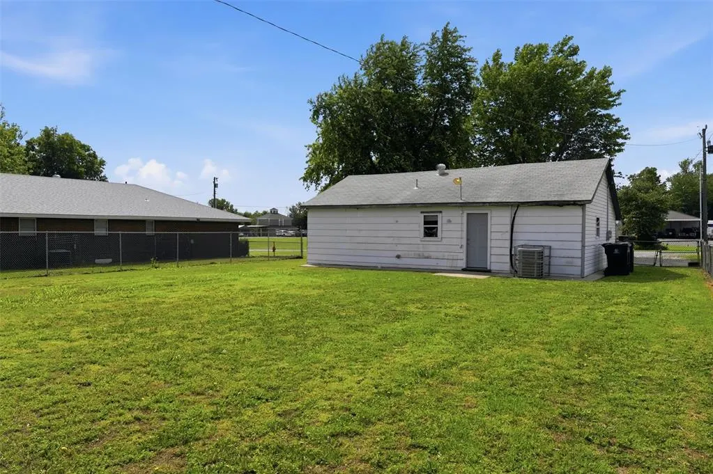Photo 22 — 7623 McGee Street, Oklahoma City, OK 73169