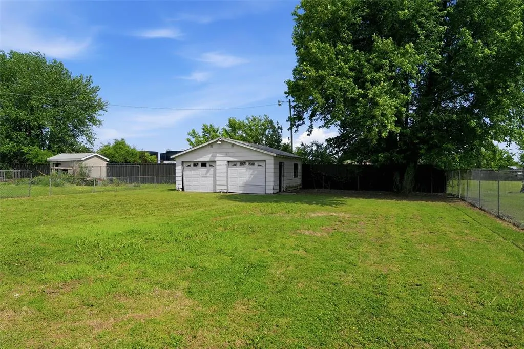 Photo 23 — 7623 McGee Street, Oklahoma City, OK 73169