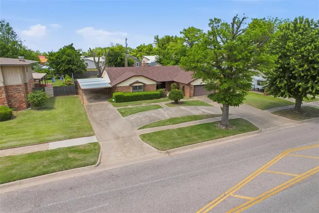 Photo 7 — 1504 N Bdwy, Shawnee, OK 74804