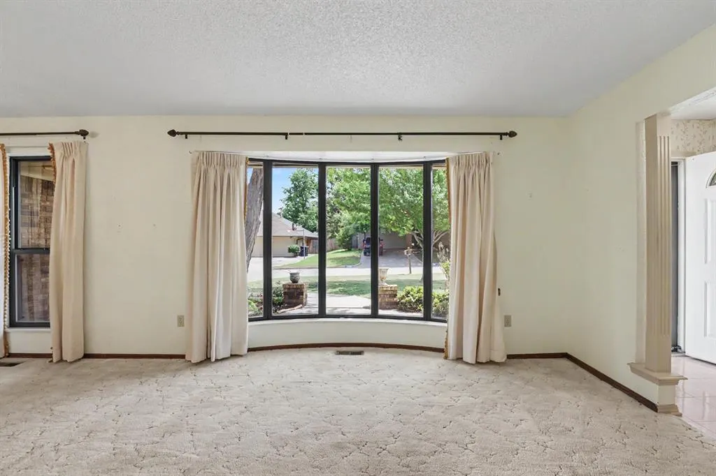 Photo 5 — 5609 NW 114th Street, Oklahoma City, OK 73162