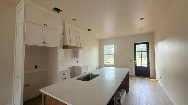 Photo 7 — 16 S Howard Street, Edmond, OK 73003