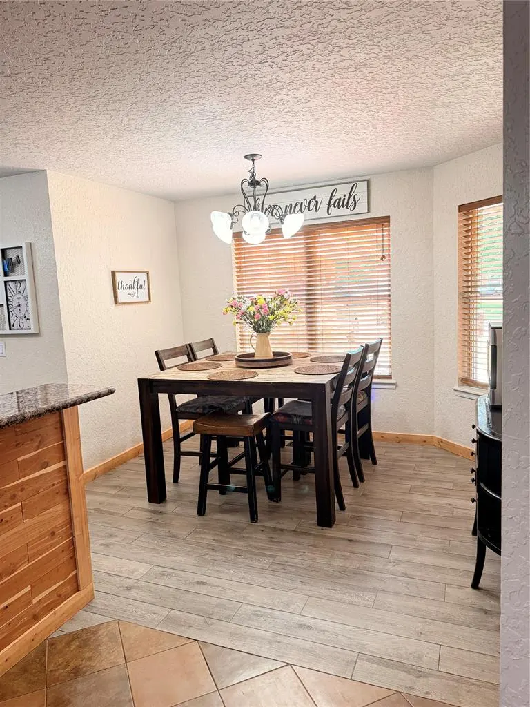 Photo 7 — 617 Firelane Rd, Edmond, OK 73003