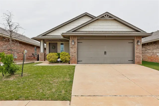 Front exterior — 19716 Brunswick Court, Edmond, OK 73012