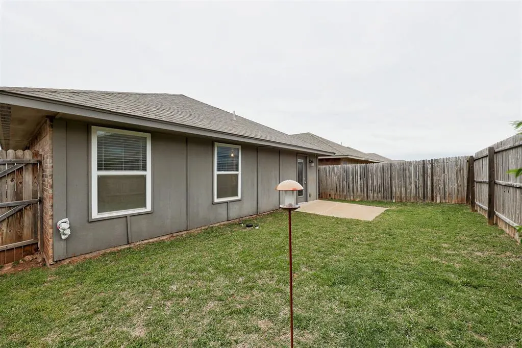 Photo 36 — 19716 Brunswick Court, Edmond, OK 73012