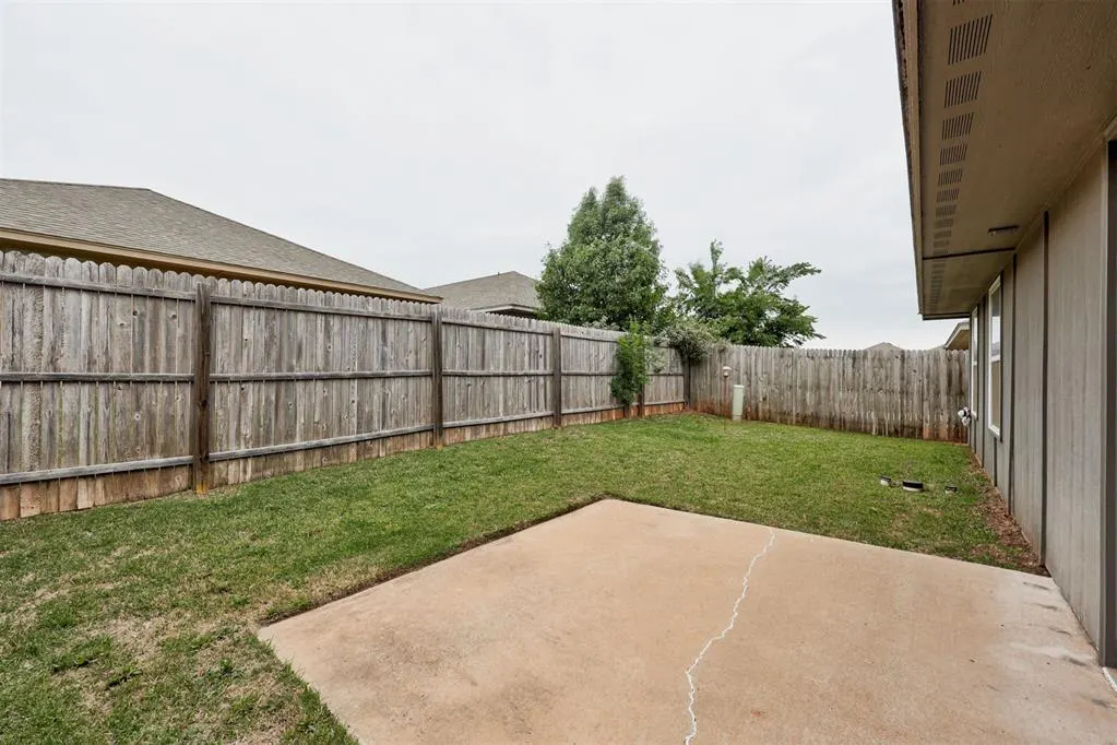 Photo 38 — 19716 Brunswick Court, Edmond, OK 73012