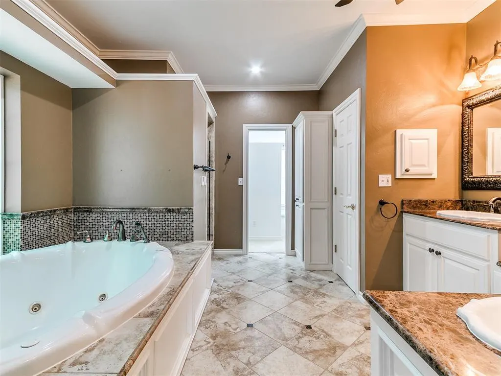 Photo 13 — 1851 Silver Oaks Drive, Edmond, OK 73025