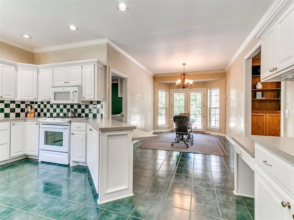 Photo 34 — 1851 Silver Oaks Drive, Edmond, OK 73025