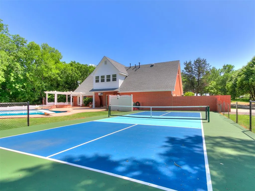 Photo 39 — 1851 Silver Oaks Drive, Edmond, OK 73025