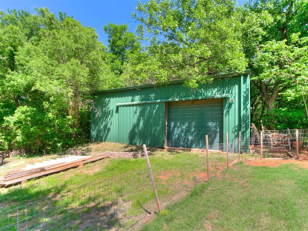 Photo 46 — 1851 Silver Oaks Drive, Edmond, OK 73025