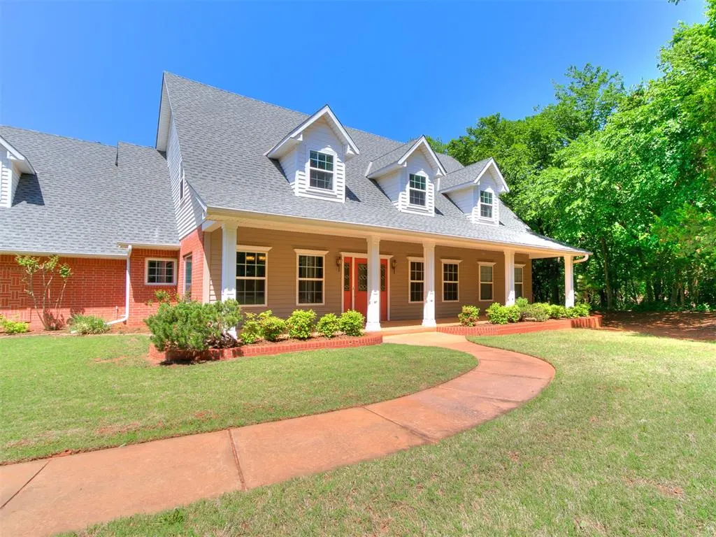 Photo 28 — 1851 Silver Oaks Drive, Edmond, OK 73025