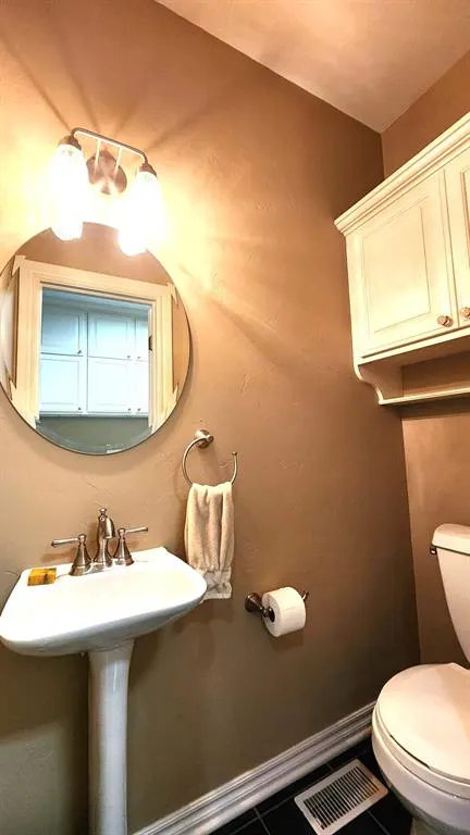 Photo 36 — 1851 Silver Oaks Drive, Edmond, OK 73025