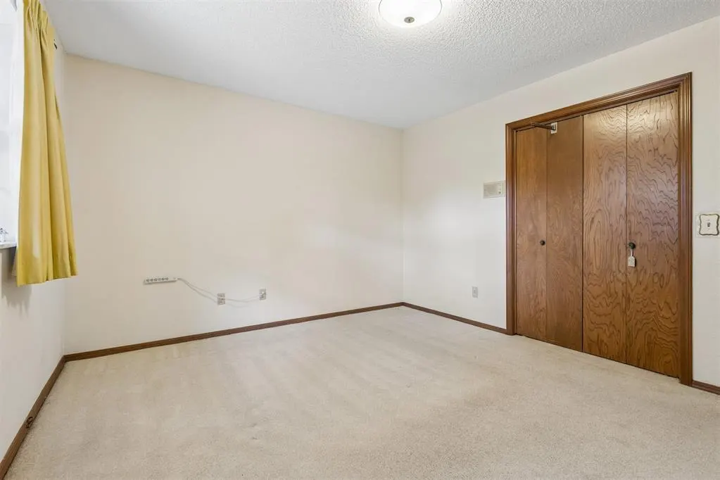 Photo 21 — 4032 Thunderbird Drive, Oklahoma City, OK 73120