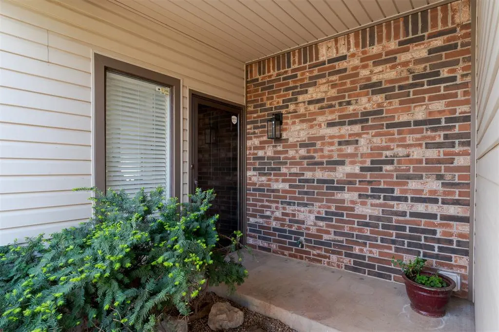 Photo 47 — 12124 Cliff Rose Drive, Oklahoma City, OK 73162