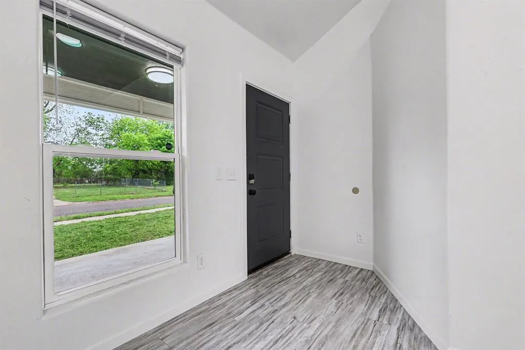 Photo 3 — 1531 NE 18th Street, Oklahoma City, OK 73111