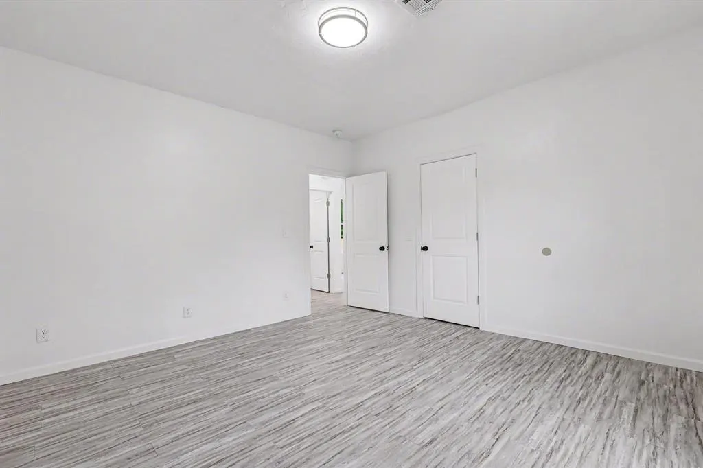 Photo 11 — 1531 NE 18th Street, Oklahoma City, OK 73111