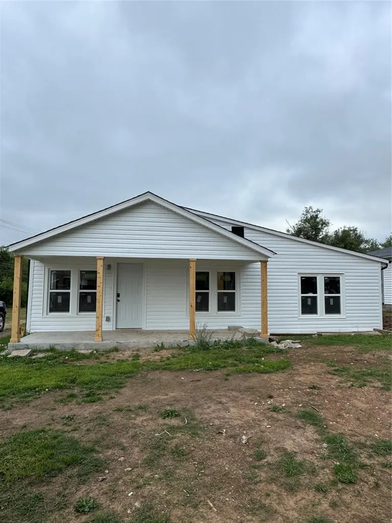 Front exterior — 623 N 4th Street, Tecumseh, OK 74873