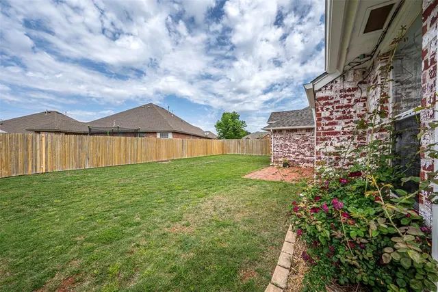 Photo 6 — 13405 Baldwin Drive, Oklahoma City, OK 73142