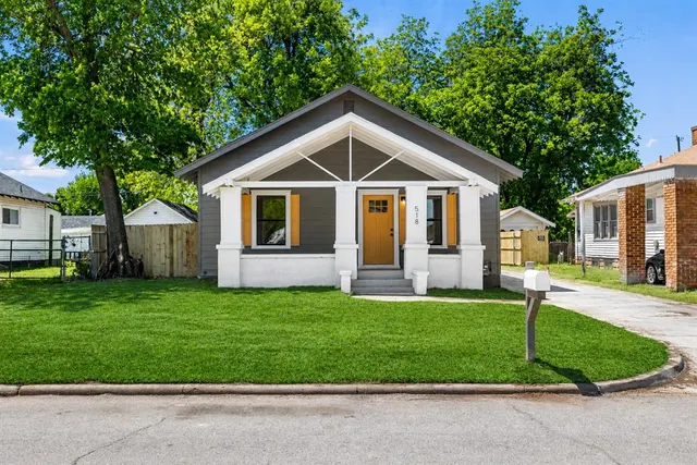 Front exterior — 518 S Ellison Avenue, El Reno, OK 73036