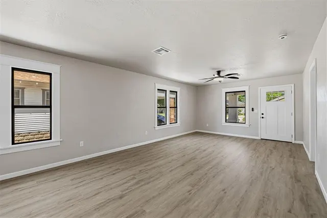 Photo 8 — 518 S Ellison Avenue, El Reno, OK 73036
