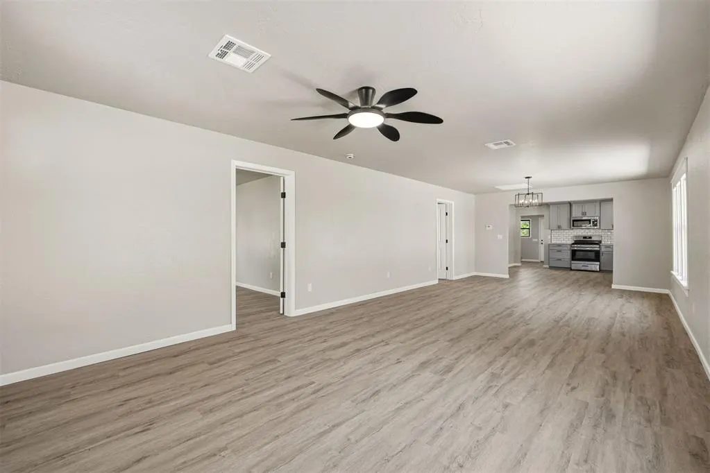 Photo 11 — 518 S Ellison Avenue, El Reno, OK 73036