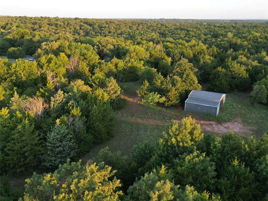 Photo 19 — E Wilshire Boulevard, Harrah, OK 73045