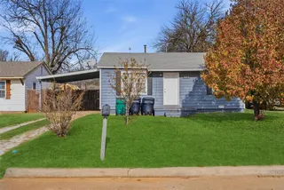 Sold home at 3717 SW 42nd Street