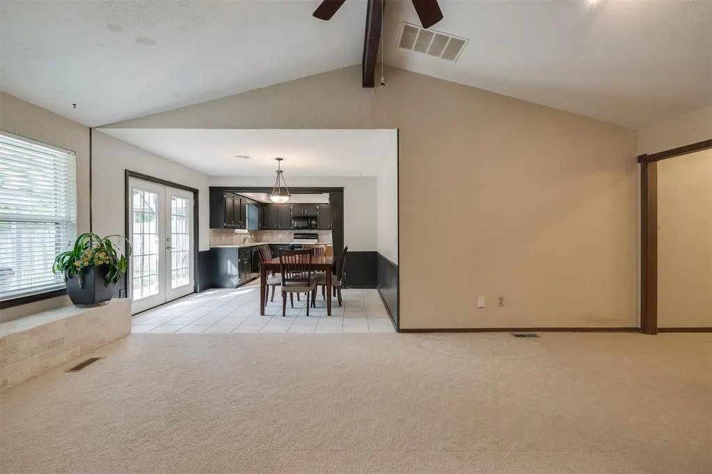 Photo 8 — 7400 Walnut Creek Drive, Oklahoma City, OK 73142