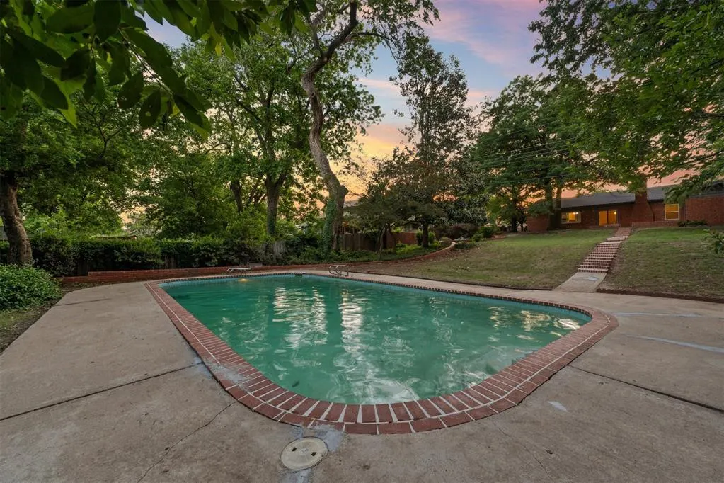 Photo 3 — 425 Terrace Place, Norman, OK 73069