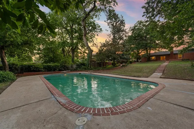 Photo 3 — 425 Terrace Place, Norman, OK 73069