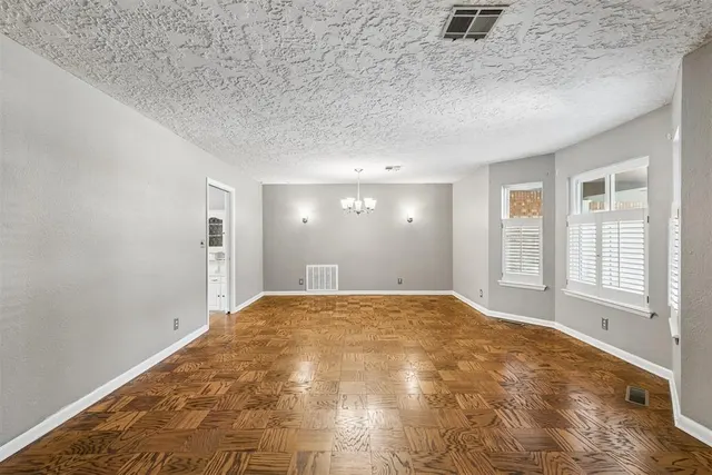 Photo 7 — 425 Terrace Place, Norman, OK 73069