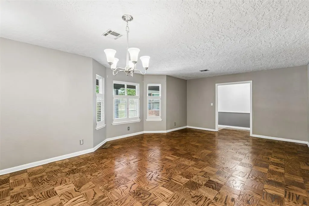 Photo 8 — 425 Terrace Place, Norman, OK 73069