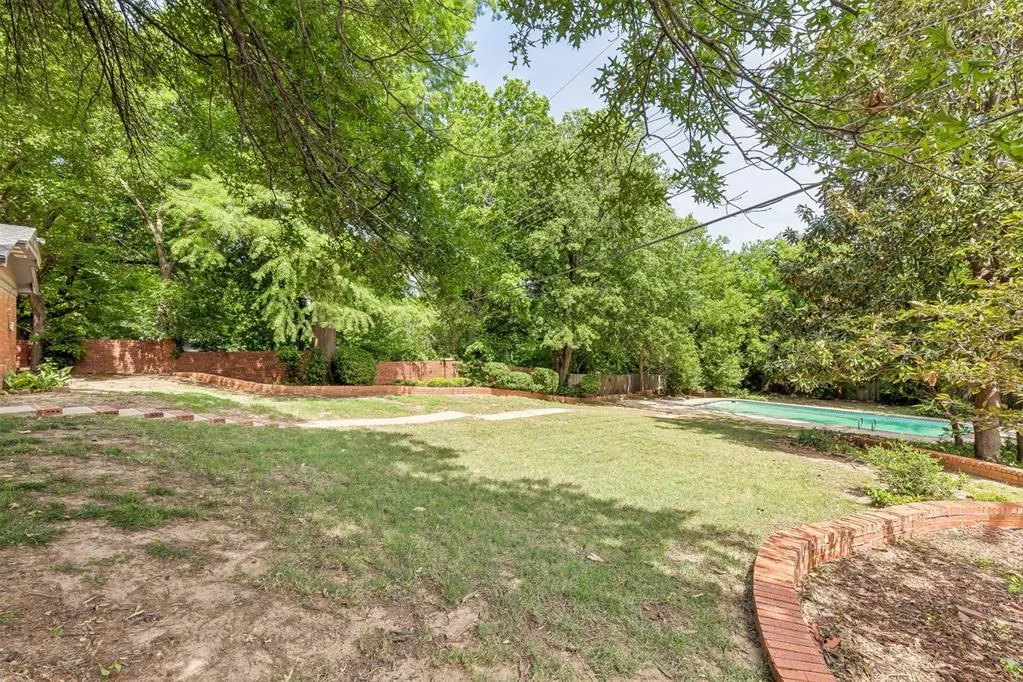 Photo 24 — 425 Terrace Place, Norman, OK 73069