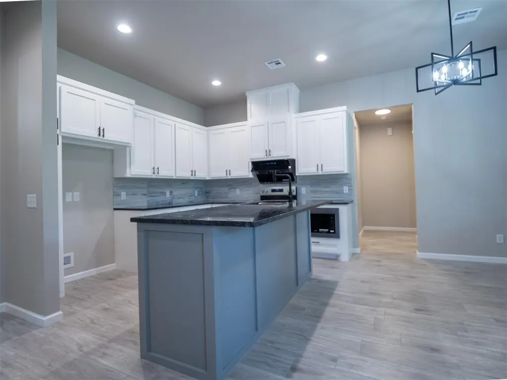 Photo 13 — 2299 Pecan Ridge, Jones, OK 73049