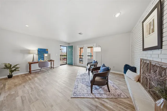 Photo 3 — 4400 Hemingway Drive 252, Oklahoma City, OK 73118