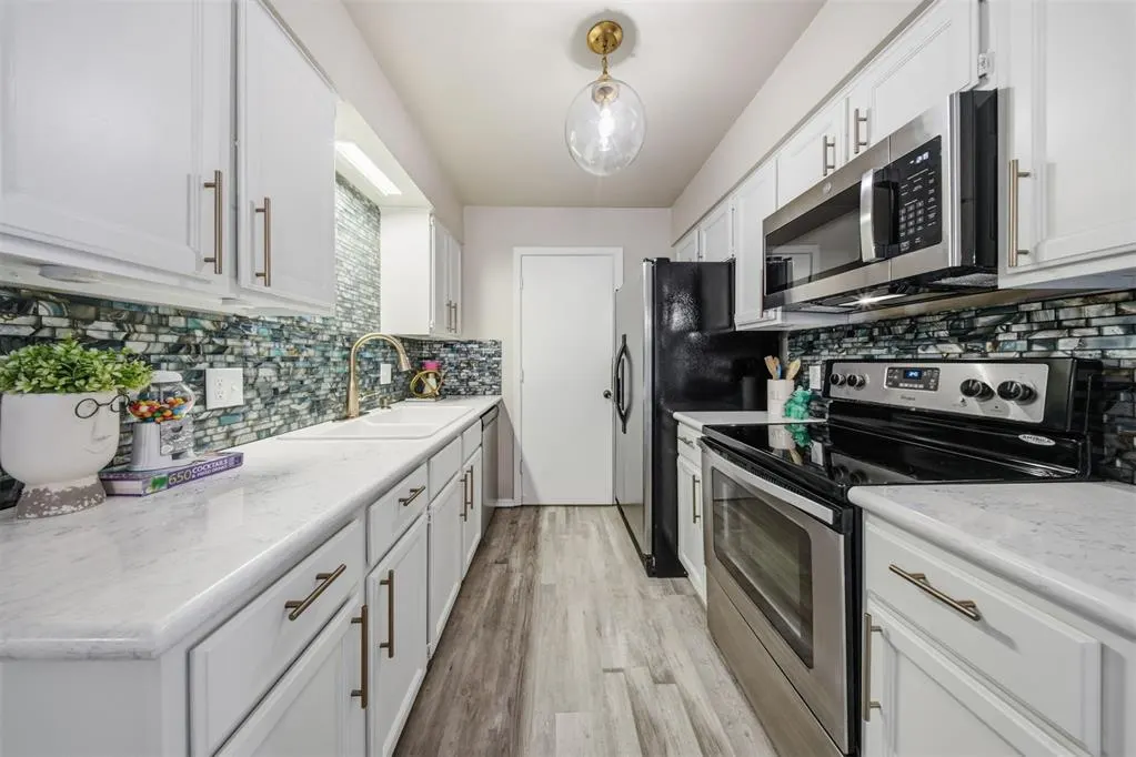 Photo 7 — 4400 Hemingway Drive 252, Oklahoma City, OK 73118