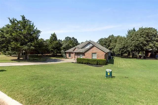 Photo 7 — 1043 Hidden Oaks Way, Guthrie, OK 73044