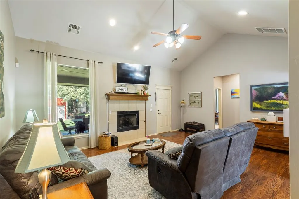 Photo 14 — 1043 Hidden Oaks Way, Guthrie, OK 73044