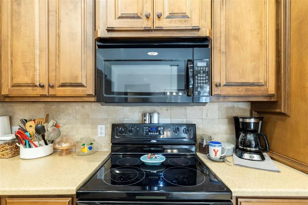 Photo 23 — 1043 Hidden Oaks Way, Guthrie, OK 73044