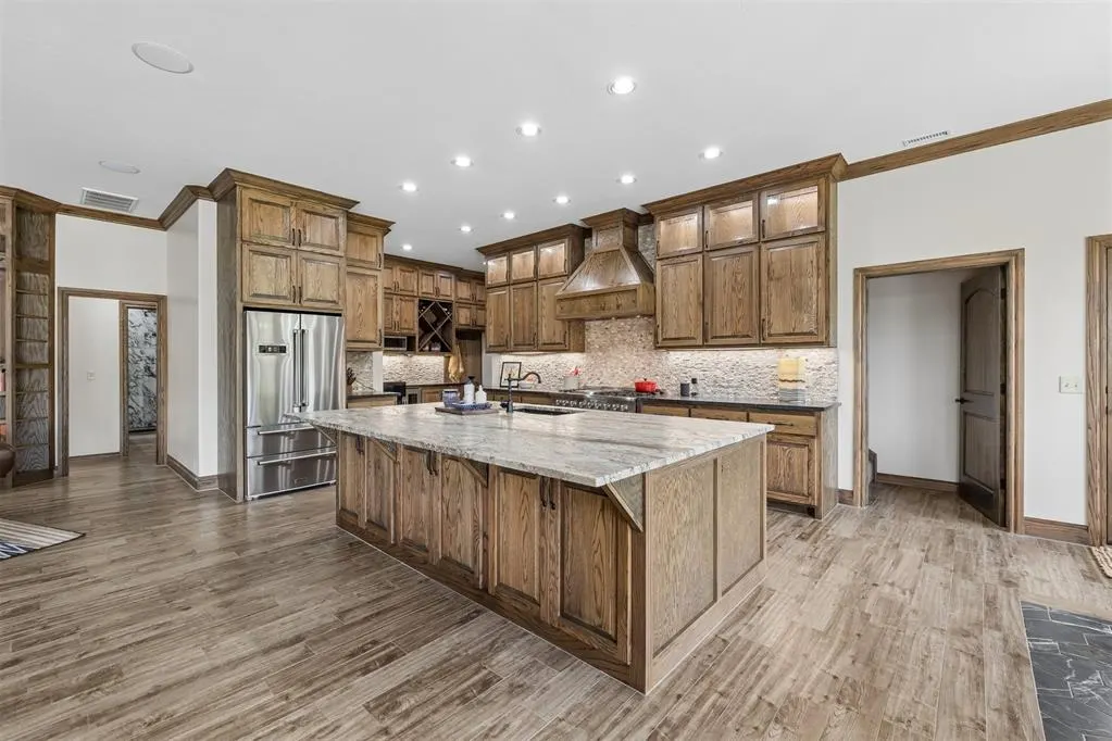 Photo 10 — 13281 Rock Hollow Circle, Arcadia, OK 73007
