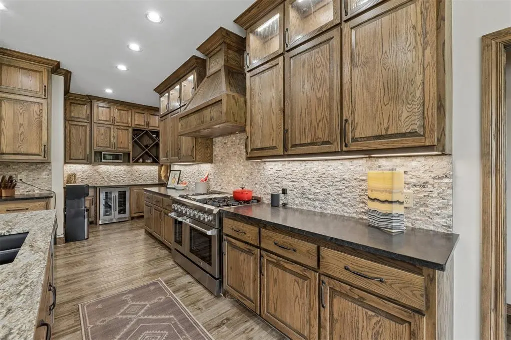 Photo 13 — 13281 Rock Hollow Circle, Arcadia, OK 73007