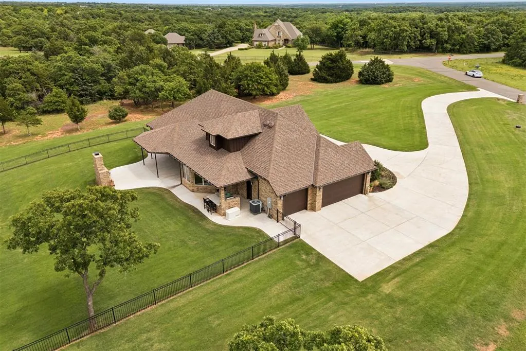 Photo 34 — 13281 Rock Hollow Circle, Arcadia, OK 73007