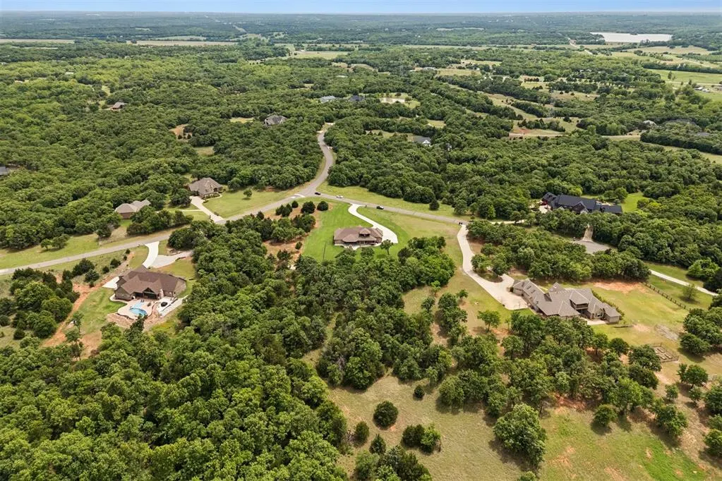 Photo 36 — 13281 Rock Hollow Circle, Arcadia, OK 73007