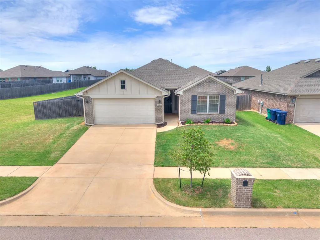 Front exterior — 12901 Running Pebble Road, Piedmont, OK 73078