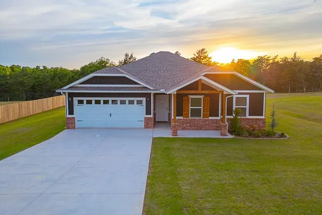 Front exterior — 11225 Ward Road, Edmond, OK 73044