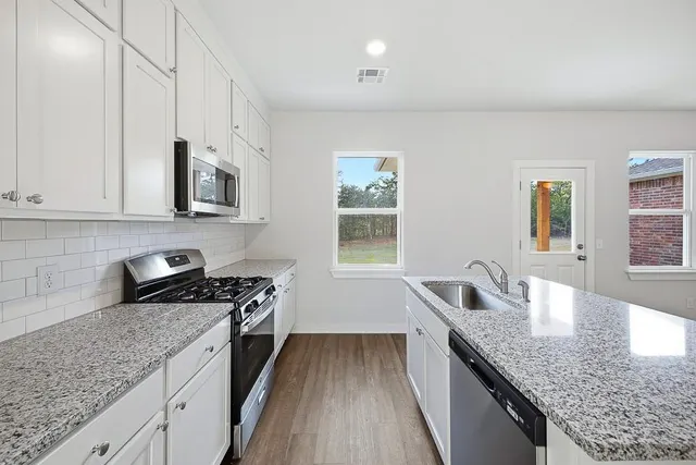Photo 7 — 11225 Ward Road, Edmond, OK 73044